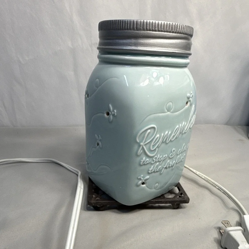 Cute Scentsy Inspired by Heidi Blue Mason Jar w/Fireflies Wax Warmer on Stand